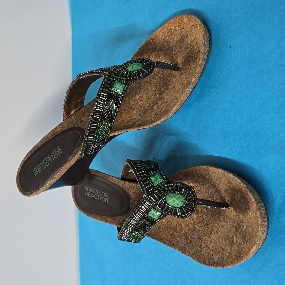 Kenneth Cole Reaction Turquoise Beaded Woven Cork Wedge Thong Sandals Shoes